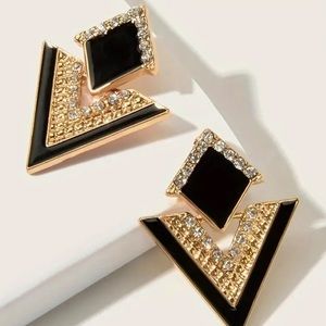 NEW Luxury Geometrical Triangle Drop Gold 18k Diamond Earrings